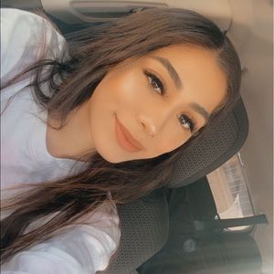 Meet your Posher, Alyssa